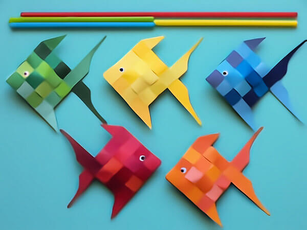 Mobile Poissons Mosaïque colorés pour chambre de bébé